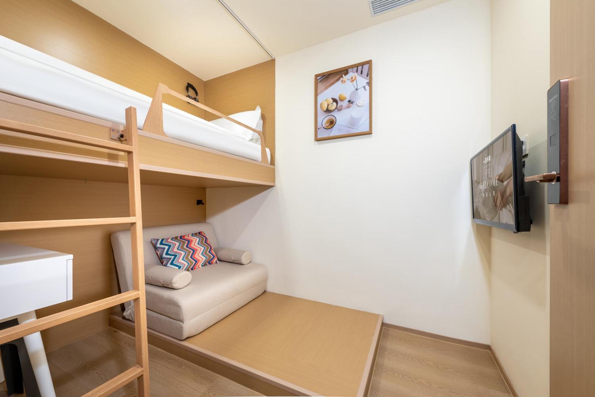 Lemon Hotel - Metro Line 1 Line 7 Changshu Road 200 Meters 샹하이 외부 사진