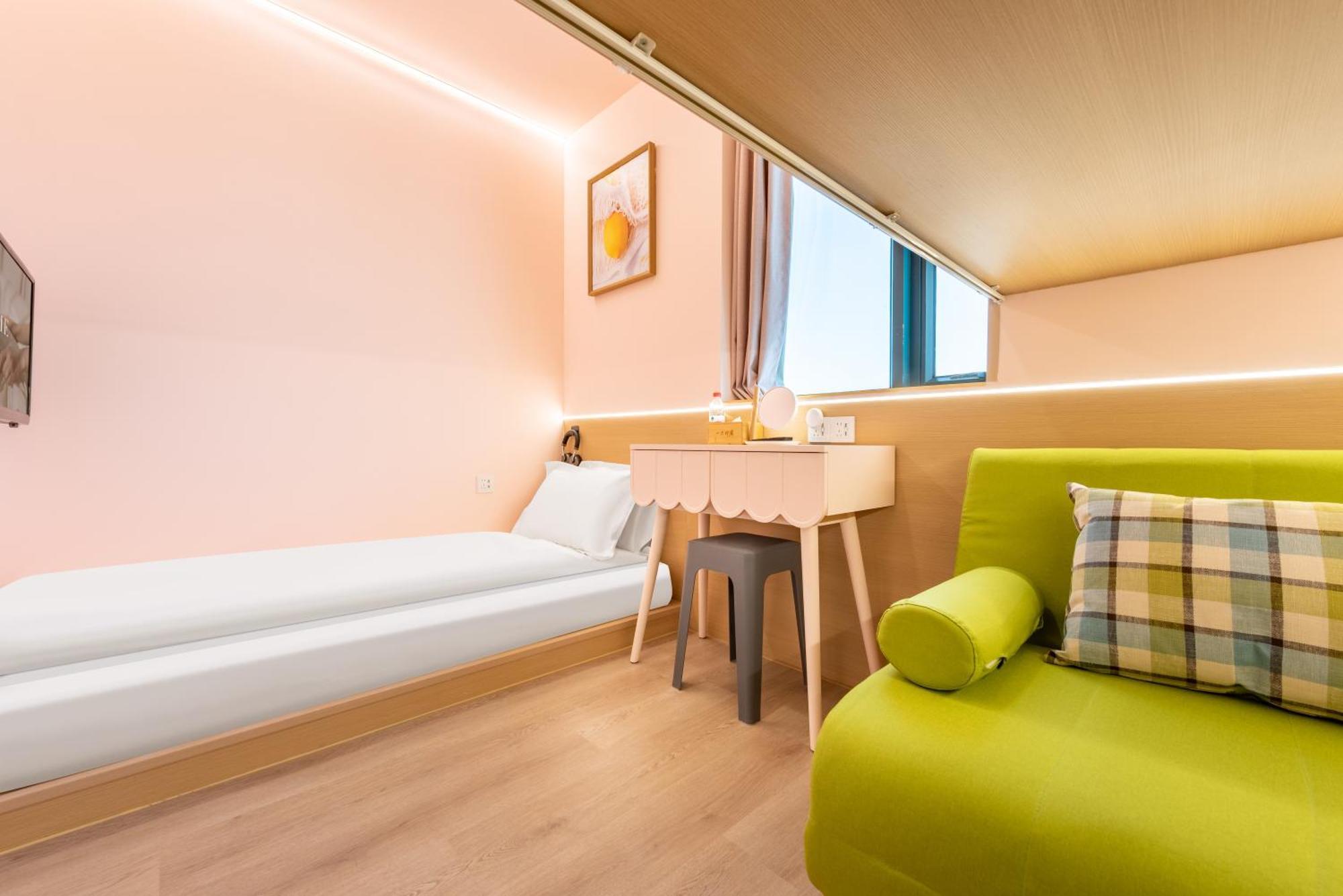 Lemon Hotel - Metro Line 1 Line 7 Changshu Road 200 Meters 샹하이 외부 사진