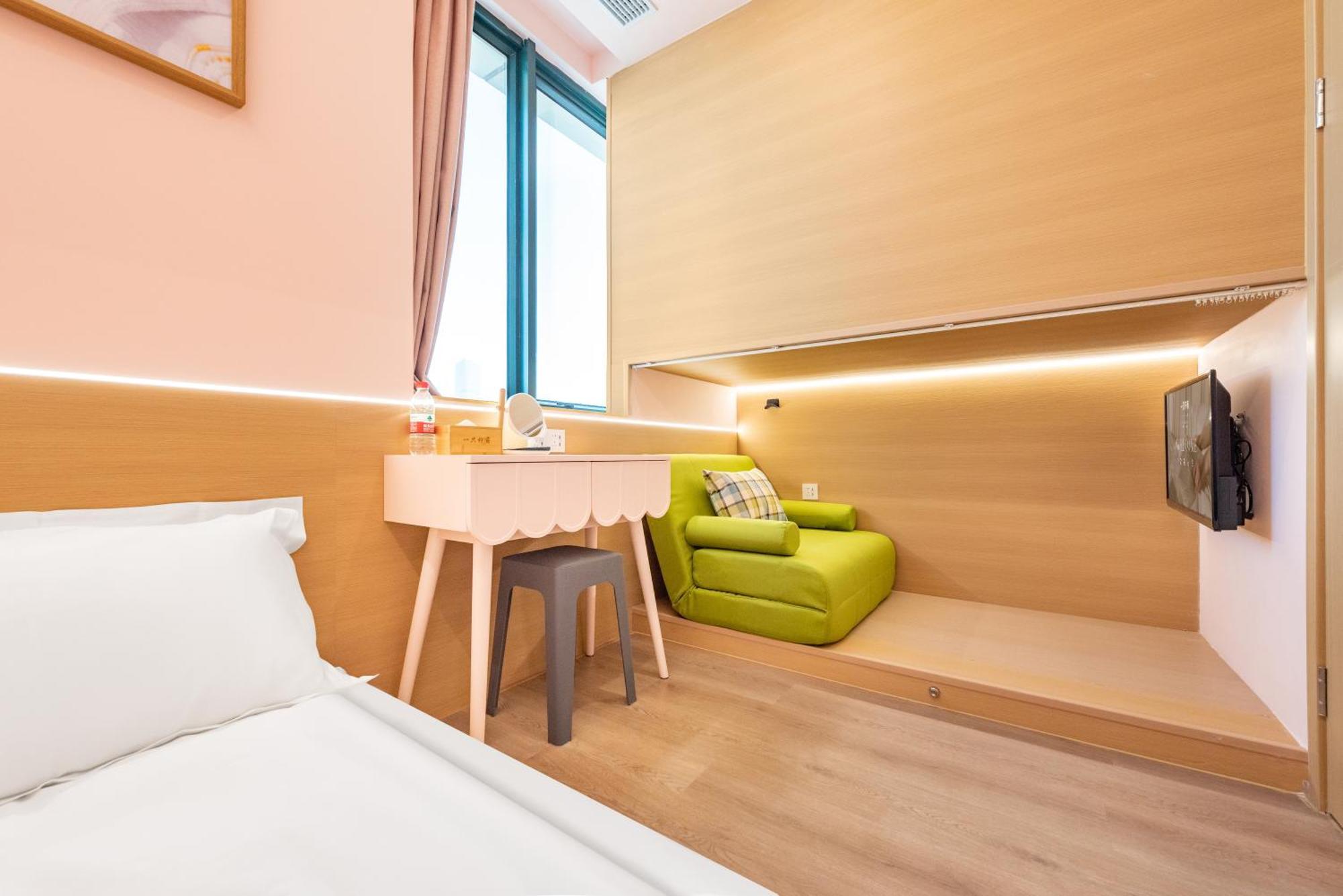 Lemon Hotel - Metro Line 1 Line 7 Changshu Road 200 Meters 샹하이 외부 사진