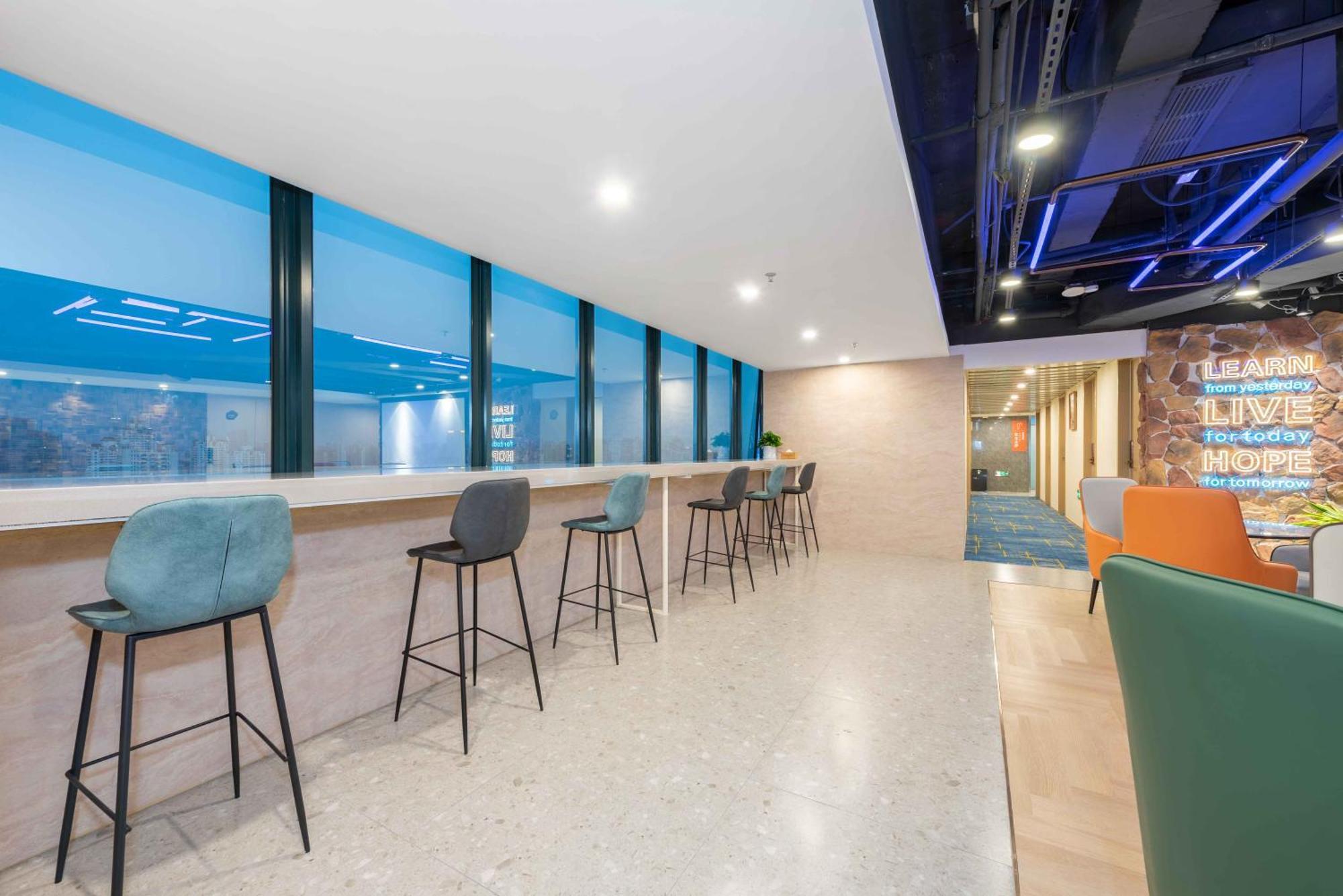 Lemon Hotel - Metro Line 1 Line 7 Changshu Road 200 Meters 샹하이 외부 사진
