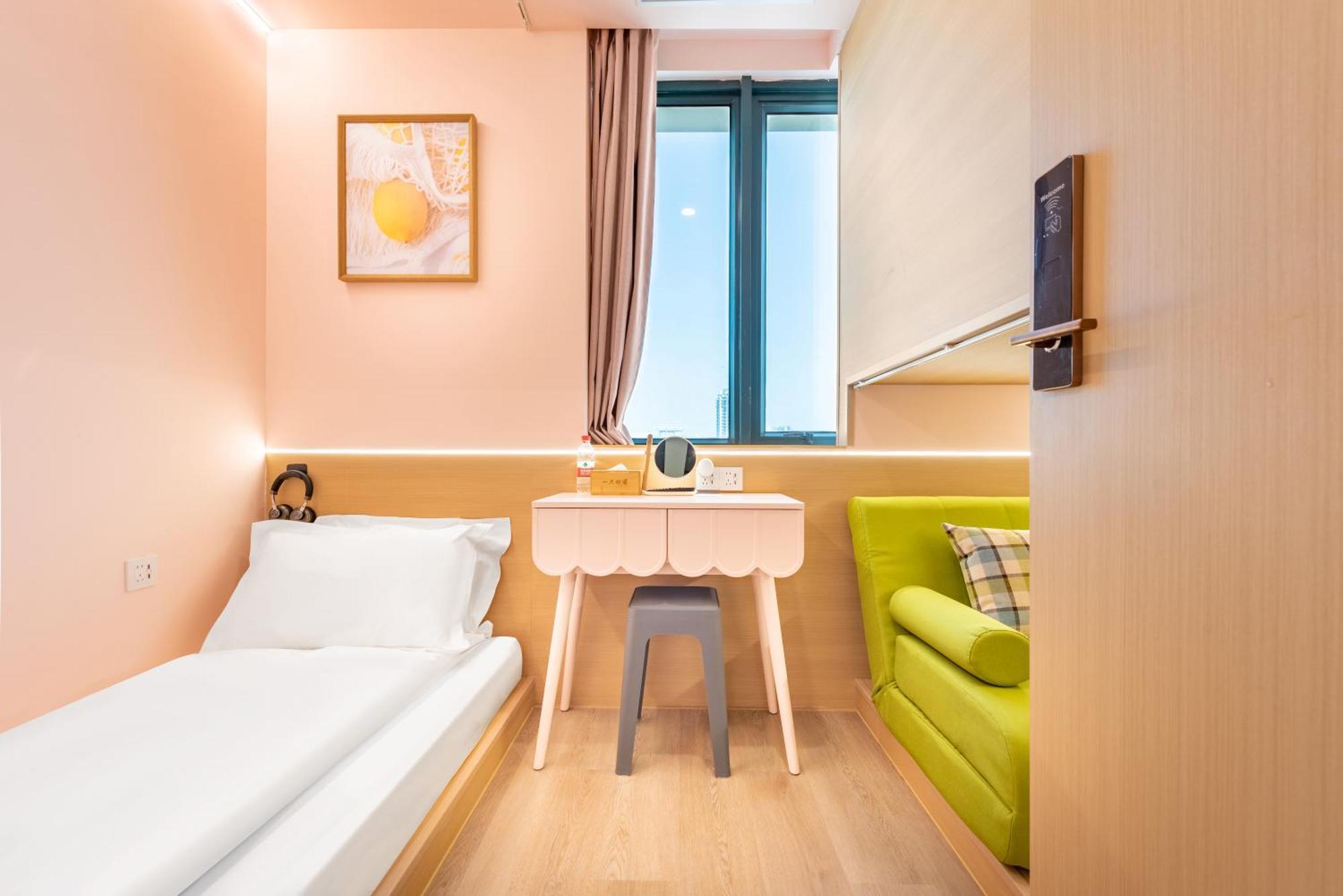 Lemon Hotel - Metro Line 1 Line 7 Changshu Road 200 Meters 샹하이 외부 사진